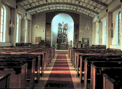 Innenansicht der 1977 renovierten Kirche